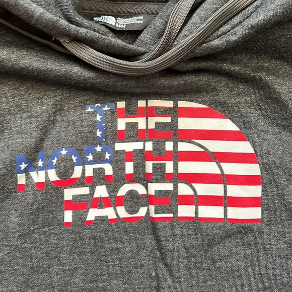 The North Face hoodie Size M - Picture 3 of 3